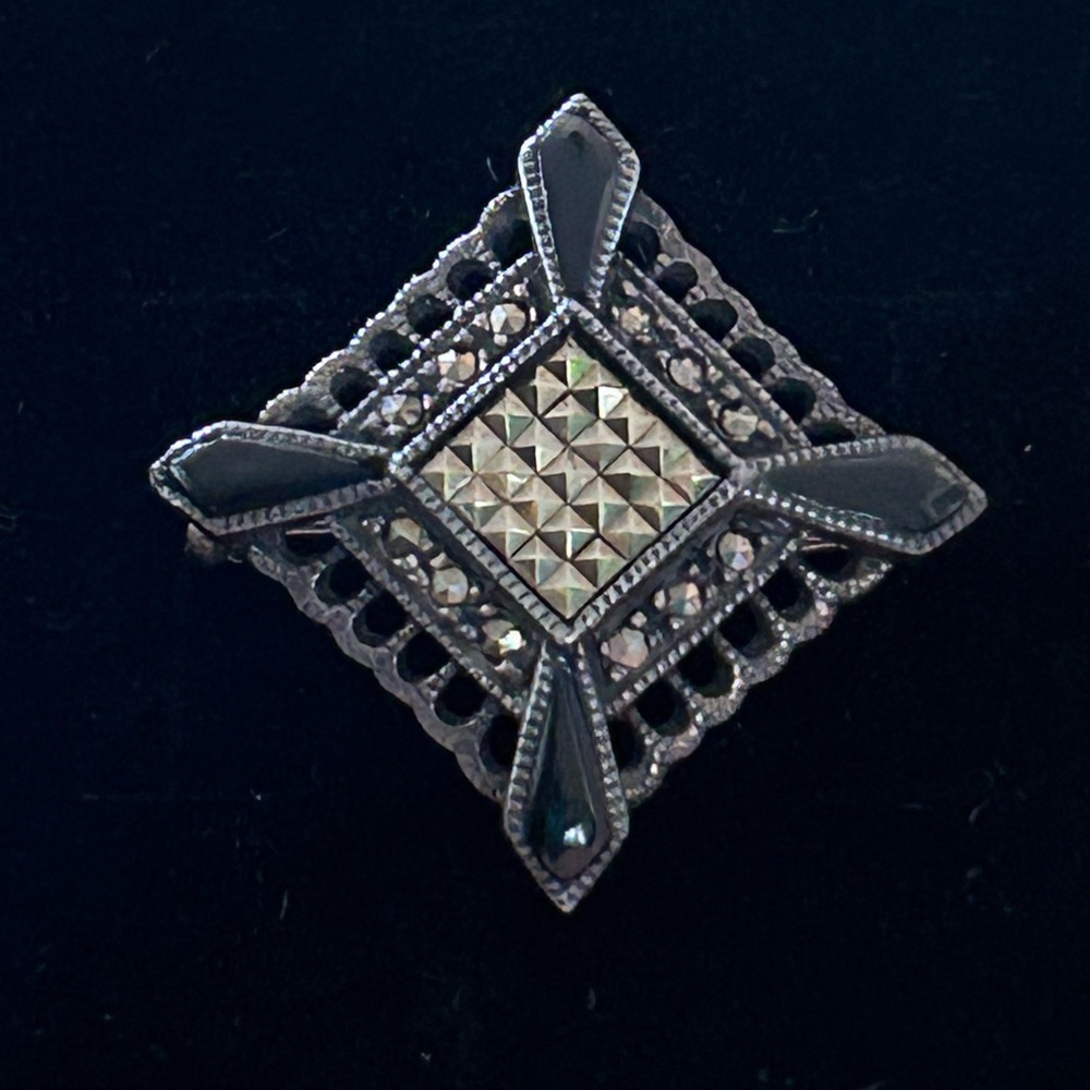 Vintage Sterling Silver Black Onyx & Marcasites Brooch